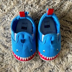 NEW Carter’s 3-6 mo size Shark shoes